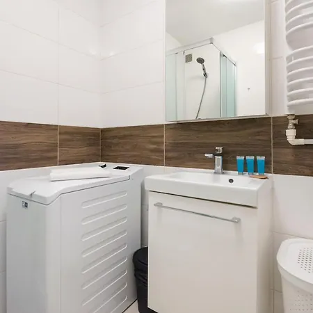 Apartment Metro Targowek Comfy Warsaw